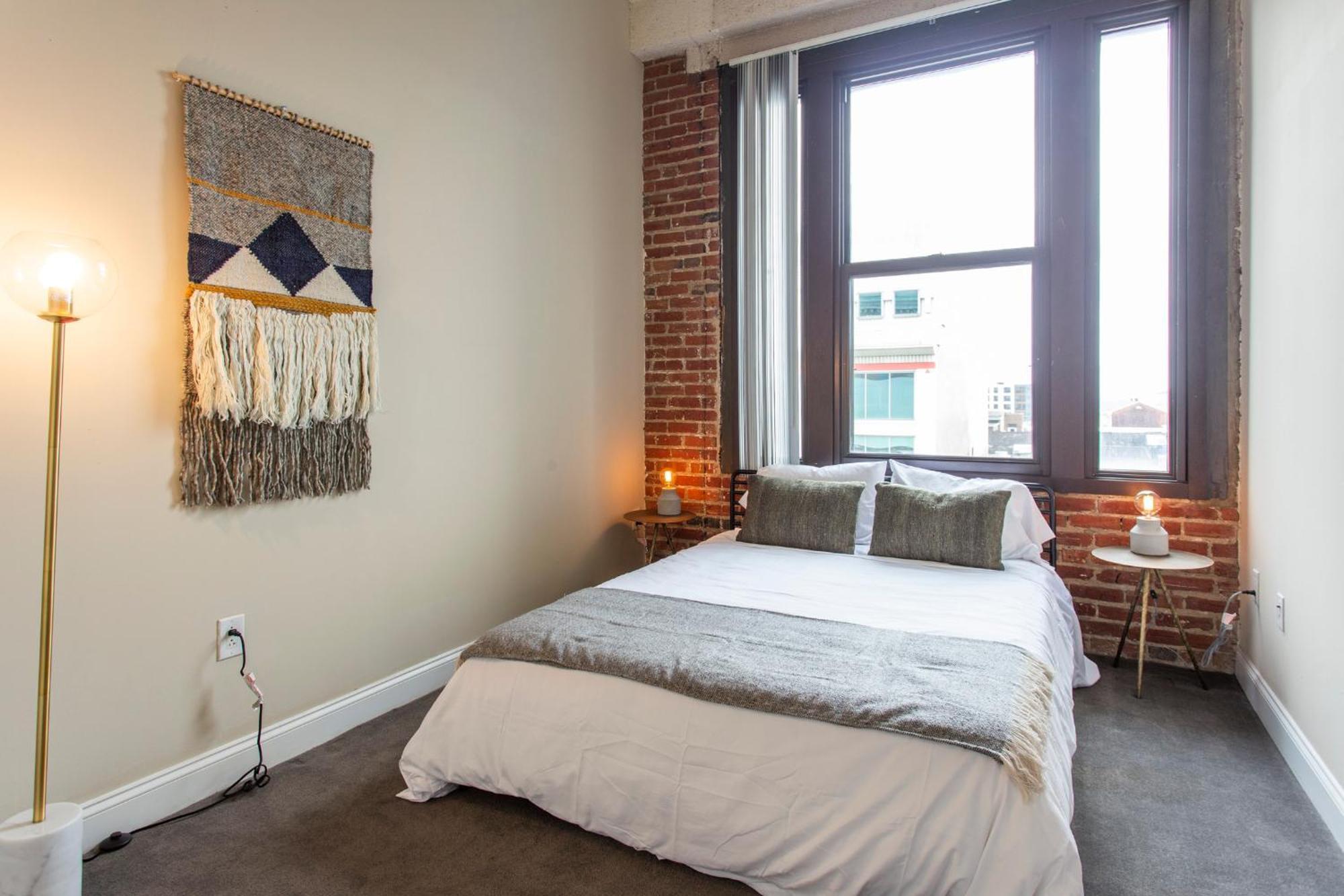 Sleeps 4! 2Br, Gym, Free Parking, Close To Major Attractions Филаделфия Екстериор снимка